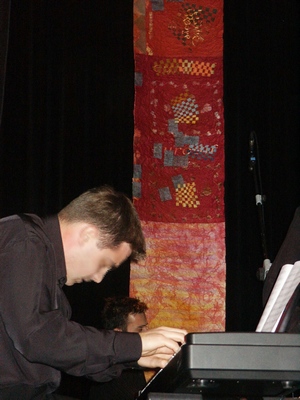 Sylvie Christophe, pendrillon pour "Hommage � Albert Hamann", 2004